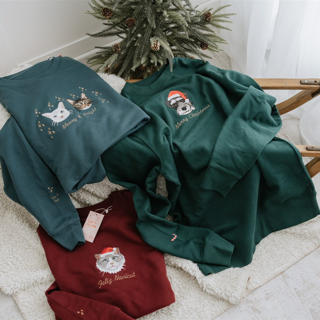 ペットのポートレートを刺繍したオーガニック クリスマス ジャンパー スウェットシャツ