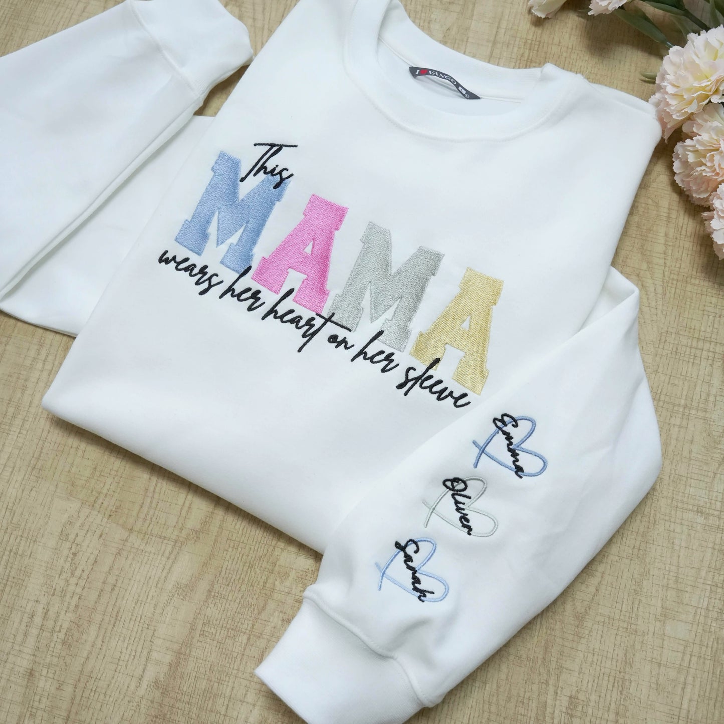 💖刺繍入り「愛は袖に宿る」Tシャツ/スウェット/パーカー 〜ママの愛情を形にした、世界で一つだけの贈り物