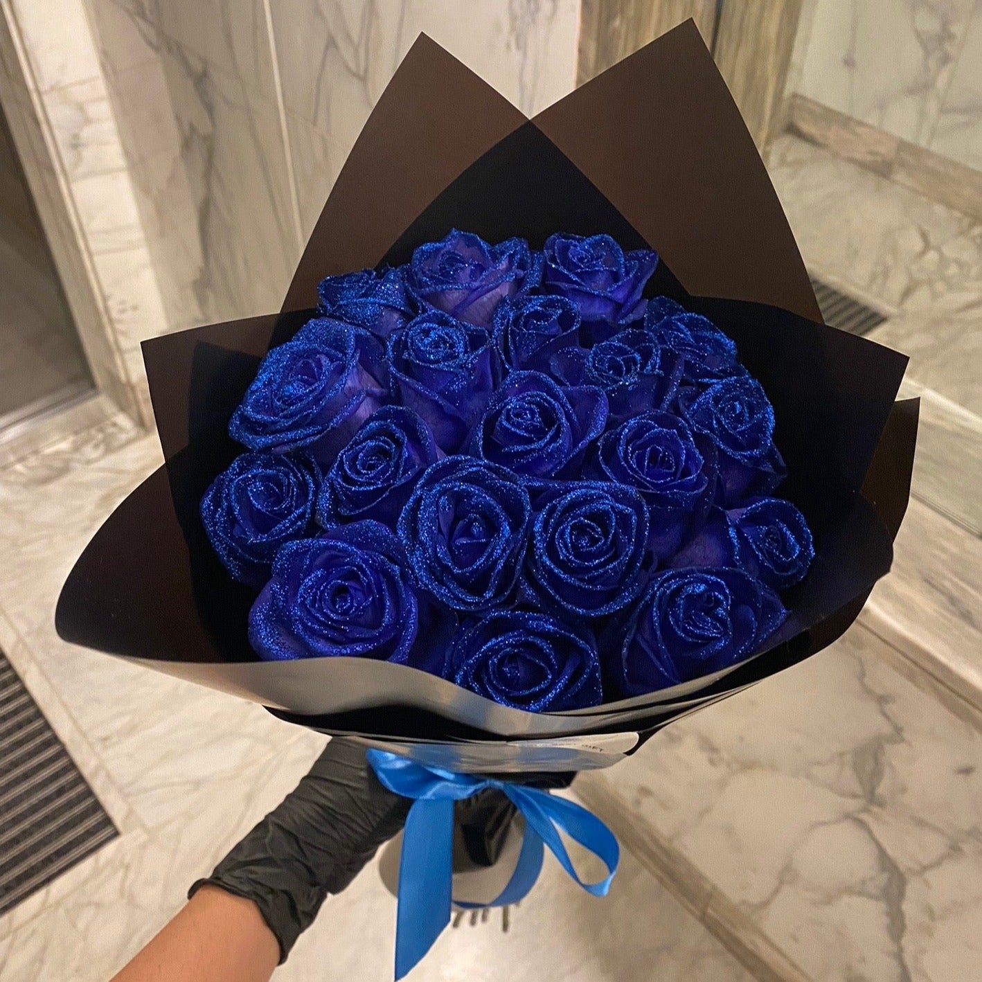 💕24時間以内に発送 - カップル用グリッターエターナルローズブーケ(枯れない)