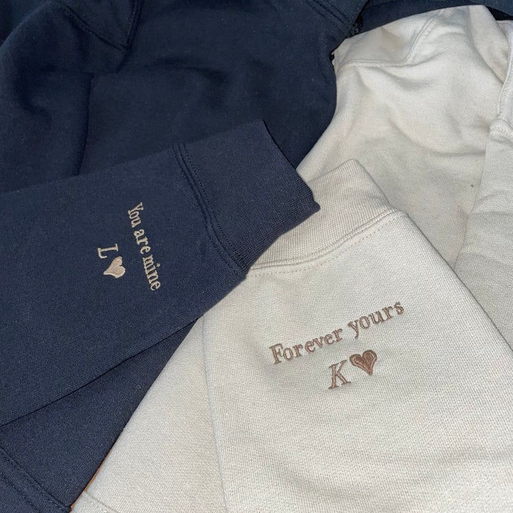 オリジナルイニシャル ローマ数字 刺繍 Tシャツ