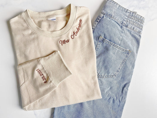 襟に刺繍名スウェットシャツパーカー刺繍カレッジカップルマッチングパーカークルーネック女子学生クラブ記念日ギフト