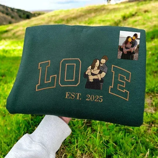 パーソナライズされた刺繍写真LOVE Est Yearスウェットシャツ/パーカー/Tシャツ