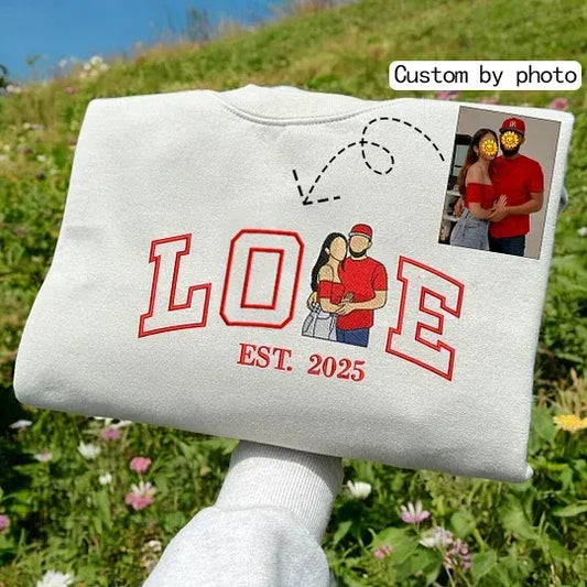 パーソナライズされた刺繍写真LOVE Est Yearスウェットシャツ/パーカー/Tシャツ